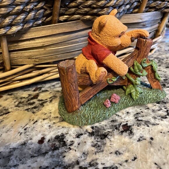 Disney Simply Pooh RETIRED “Small Steps Make Grand Adventures” Figurine - Picture 3 of 8
